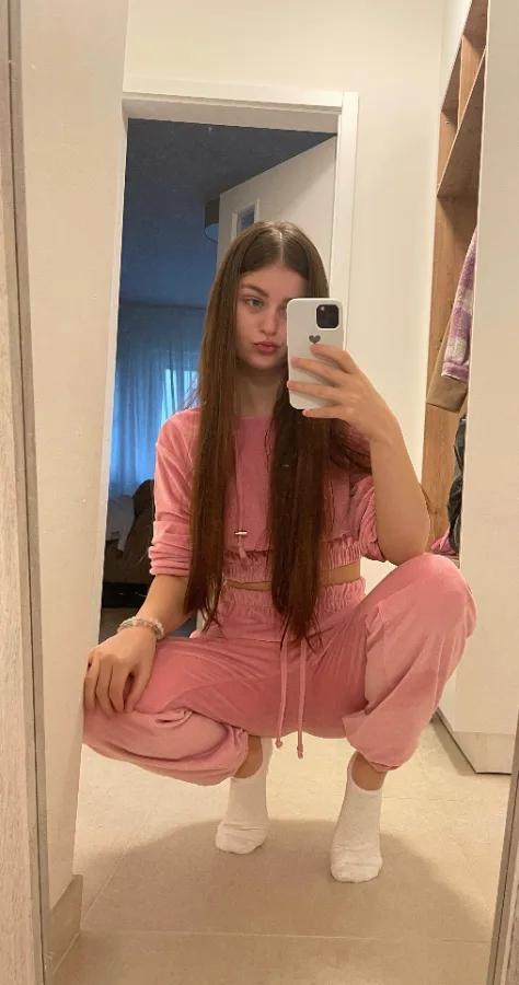 tina2@ozsaip.com Snapchat United States