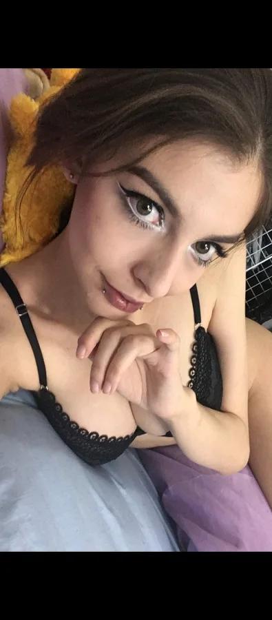 briannamihaelah Snapchat United States