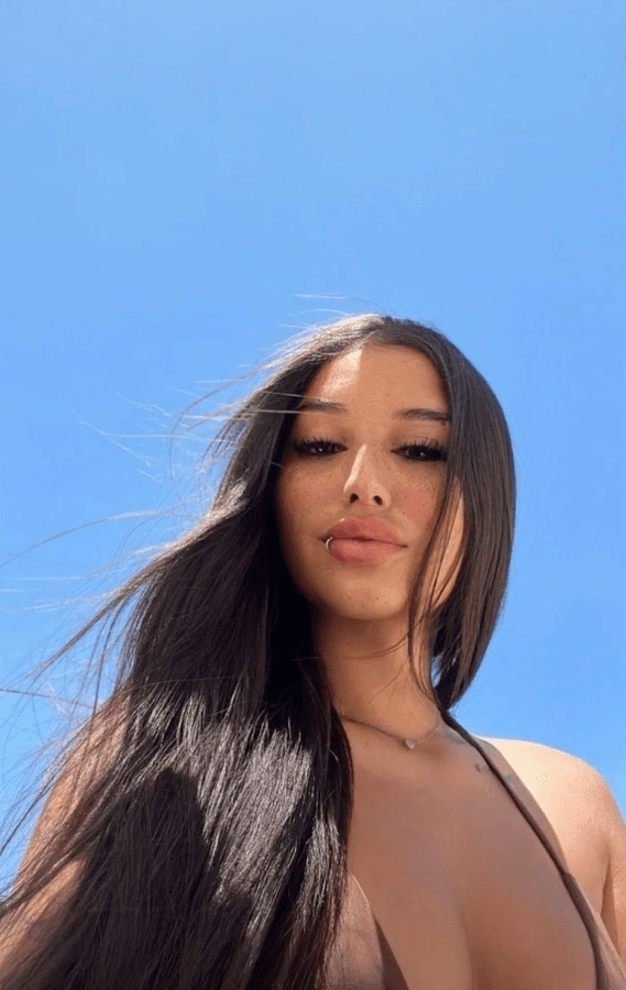 Angelina White Snapchat Worldwide