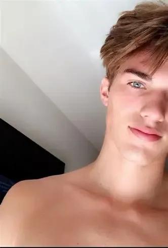 teddy20262704 Snapchat Worldwide