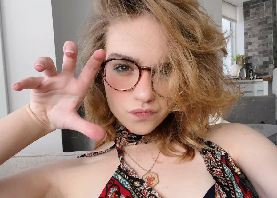 Mary Queen Snapchat United States