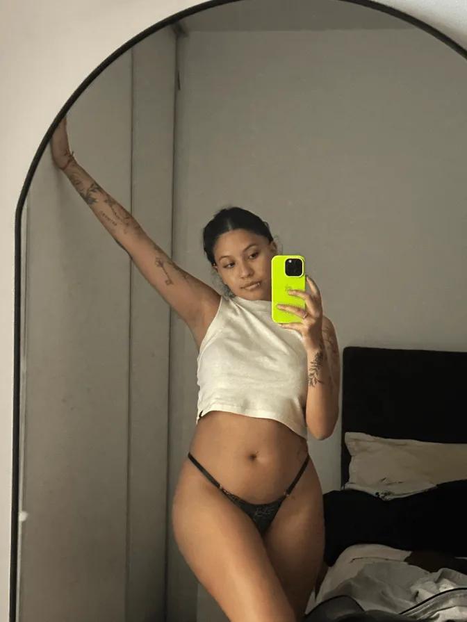 Mia ๐งธ Snapchat Europe